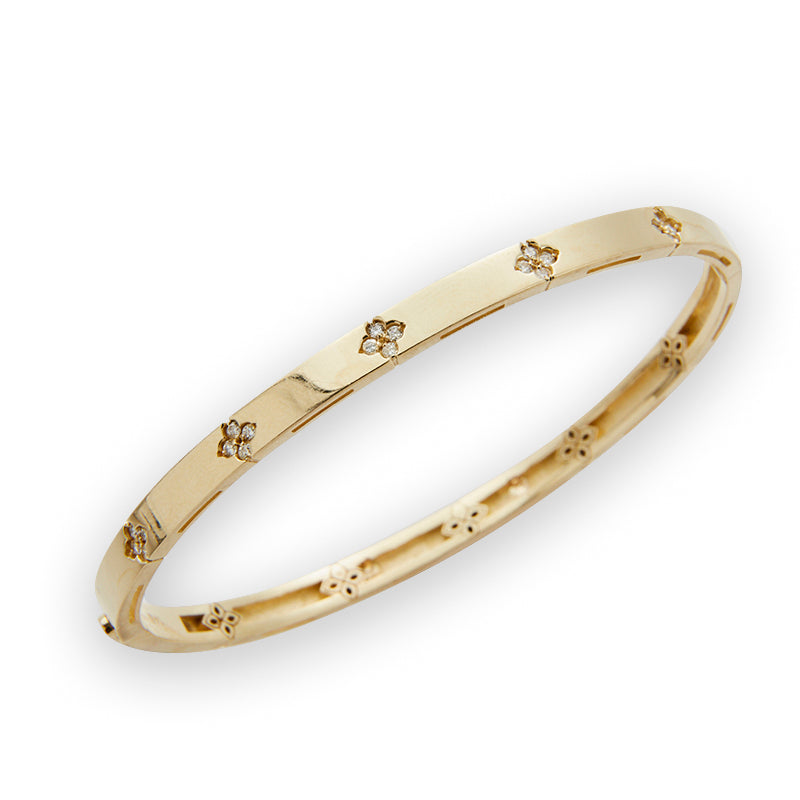 Cloverleaf Diamond Bangle from Jeuje Fine Jewelry on a white background