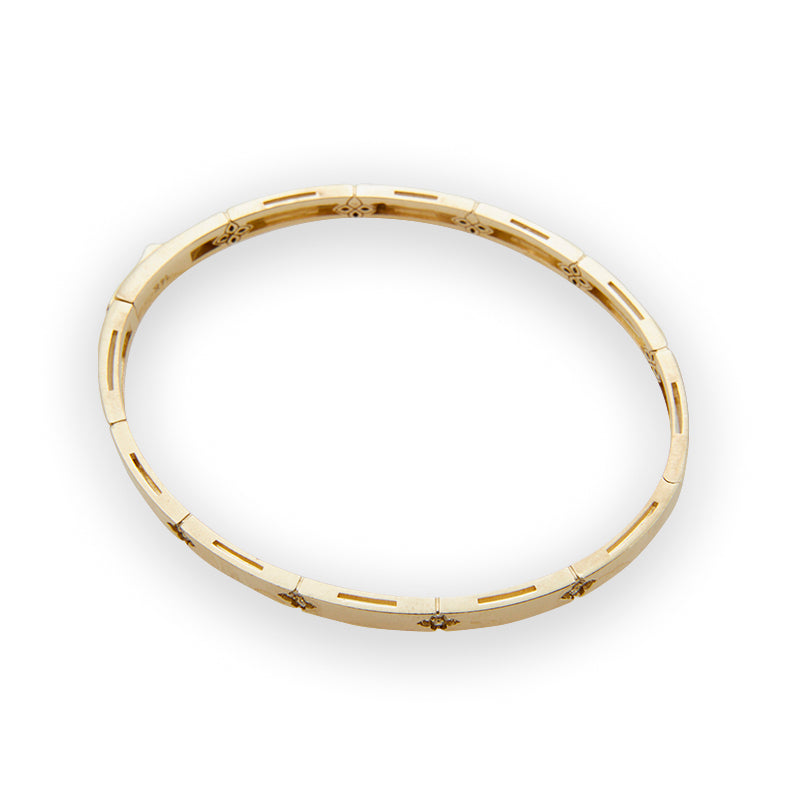 Cloverleaf Diamond Bangle from Jeuje Fine Jewelry on a white background