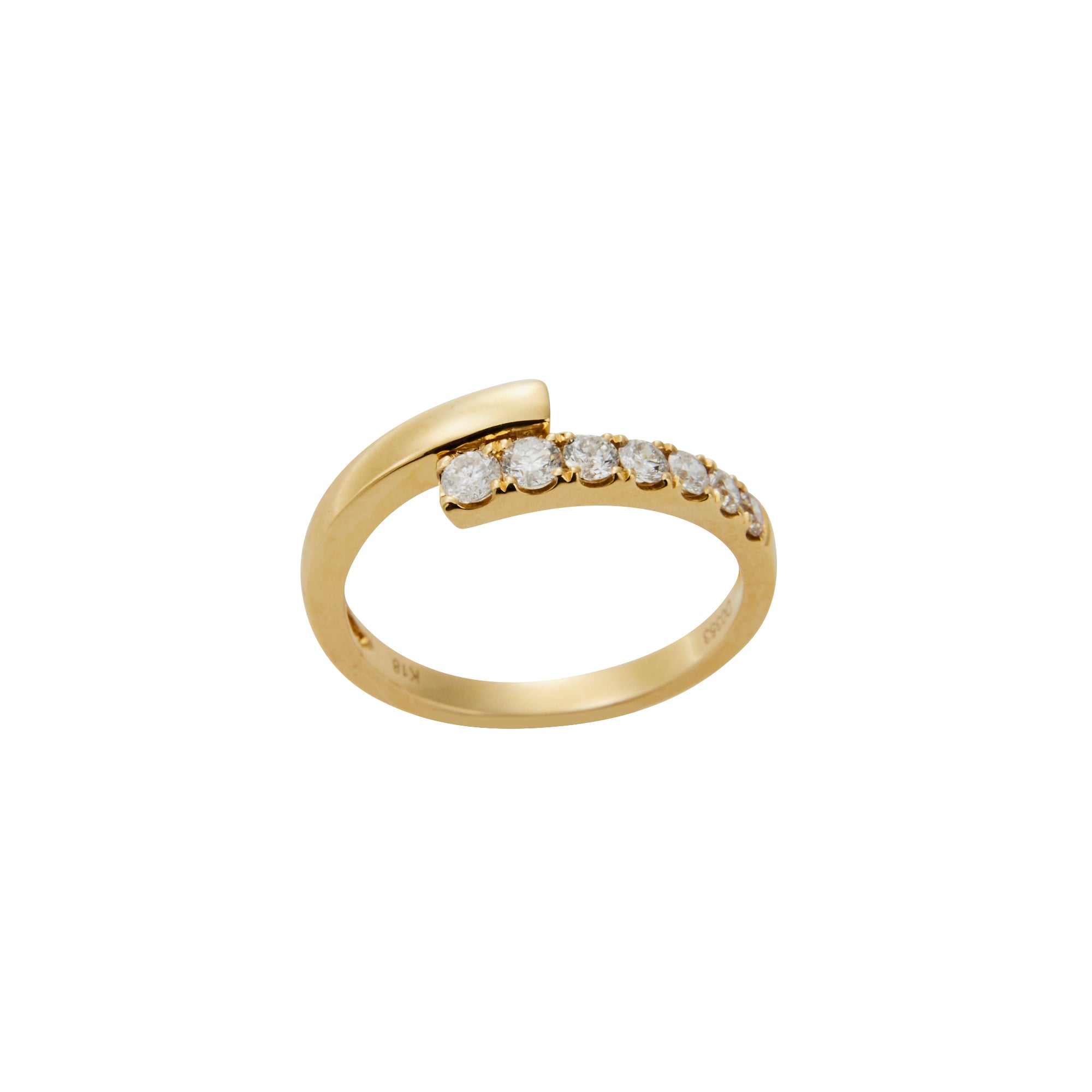 Crossover diamond band from Jeuje Fine Jewelry on a white background