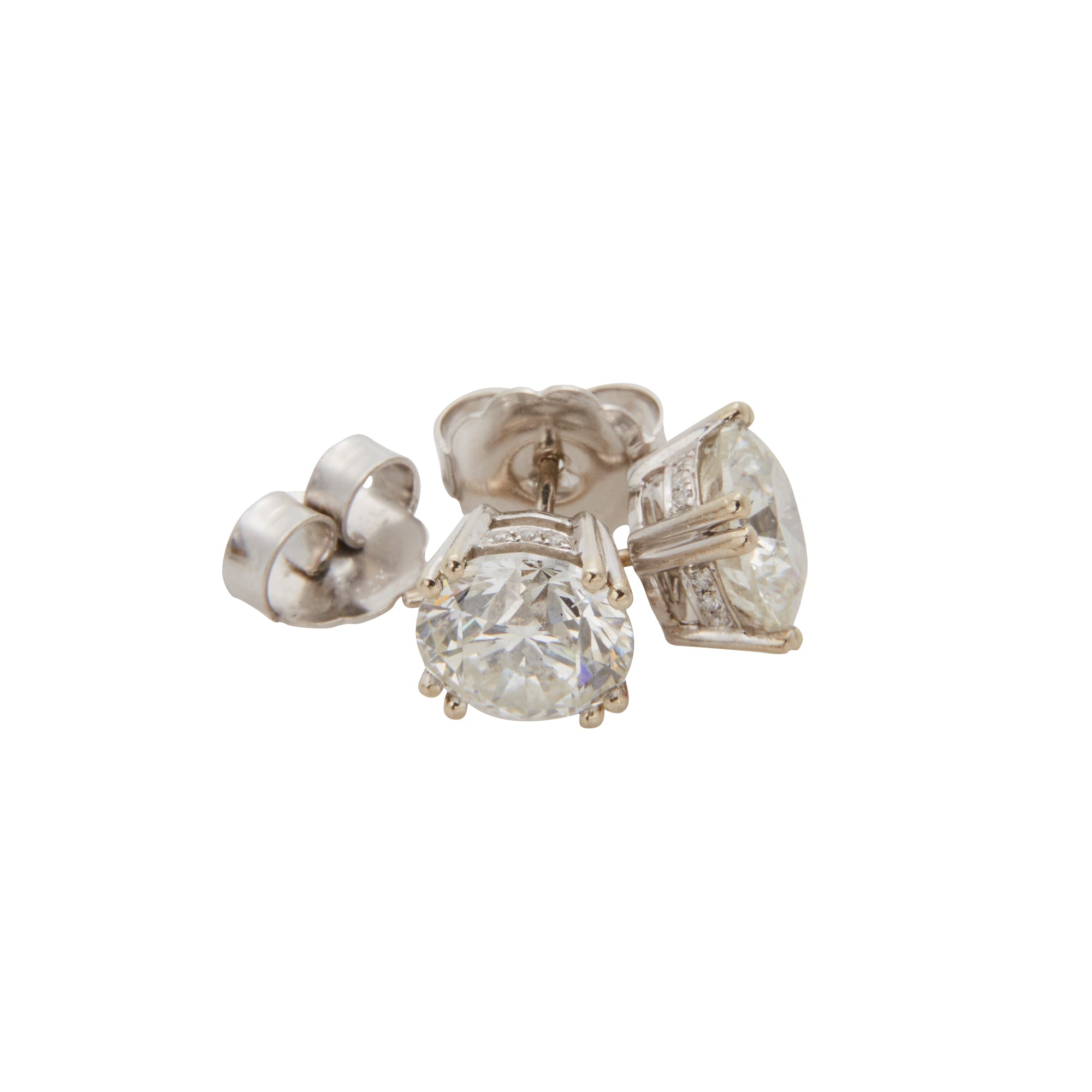 Classic Diamond studs from Jeuje Fine Jewelry on a white background