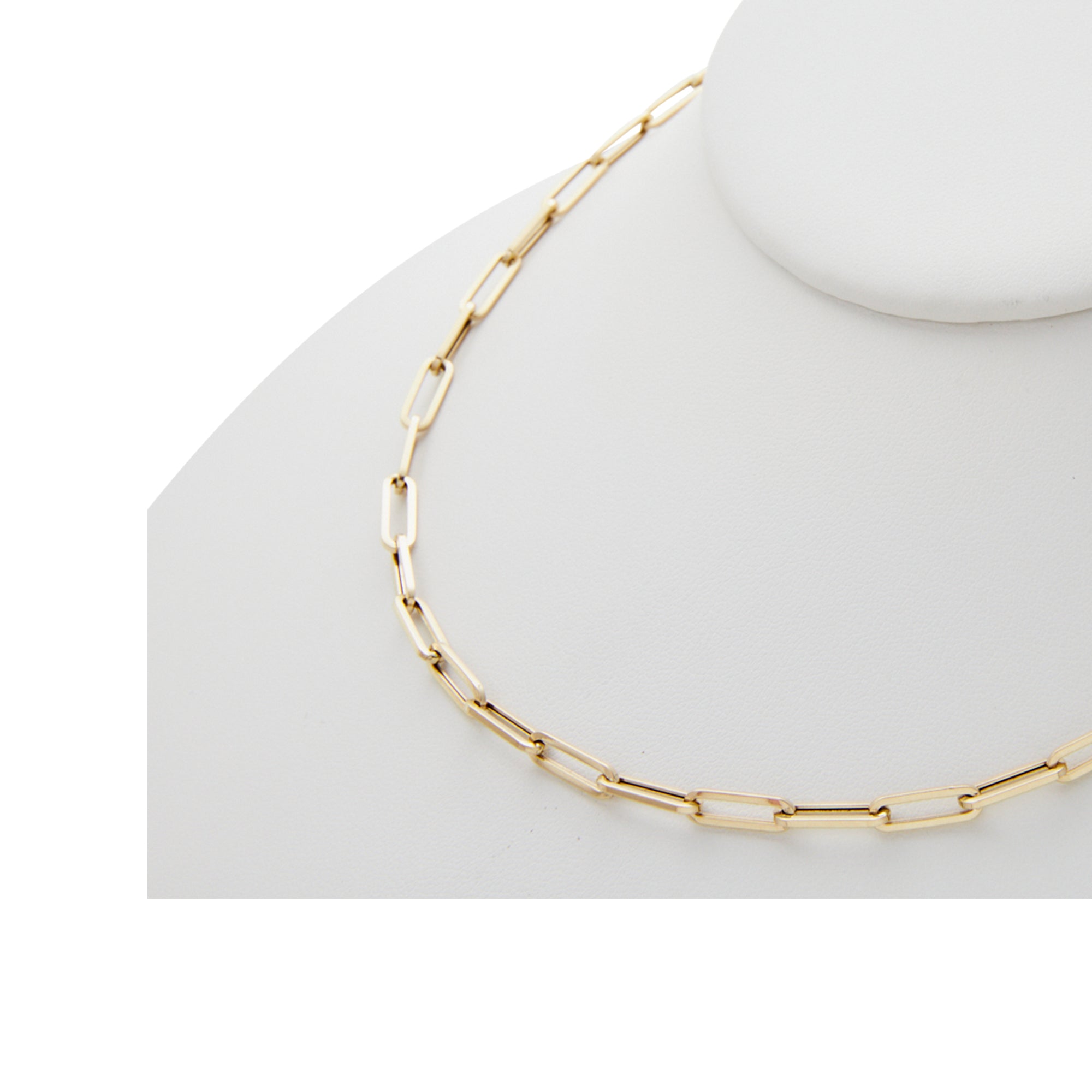 Classic paperclip chain necklace from Jeuje Fine Jewelry on a white background