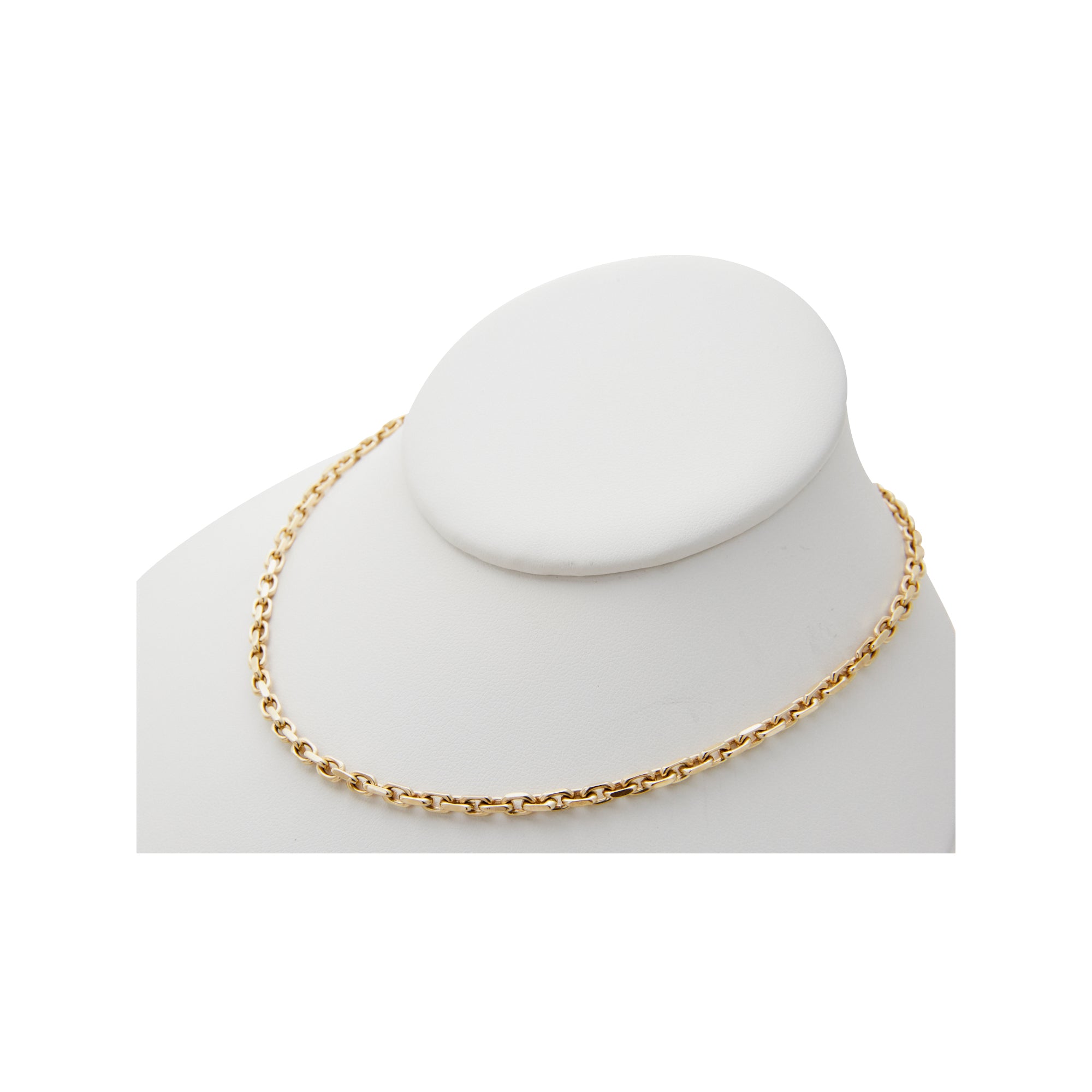 Solid gold link chain from Jeuje Fine Jewelry on a white background