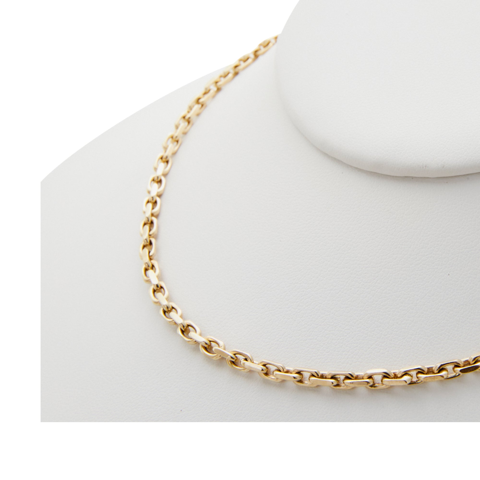 Solid gold link chain from Jeuje Fine Jewelry on a white background