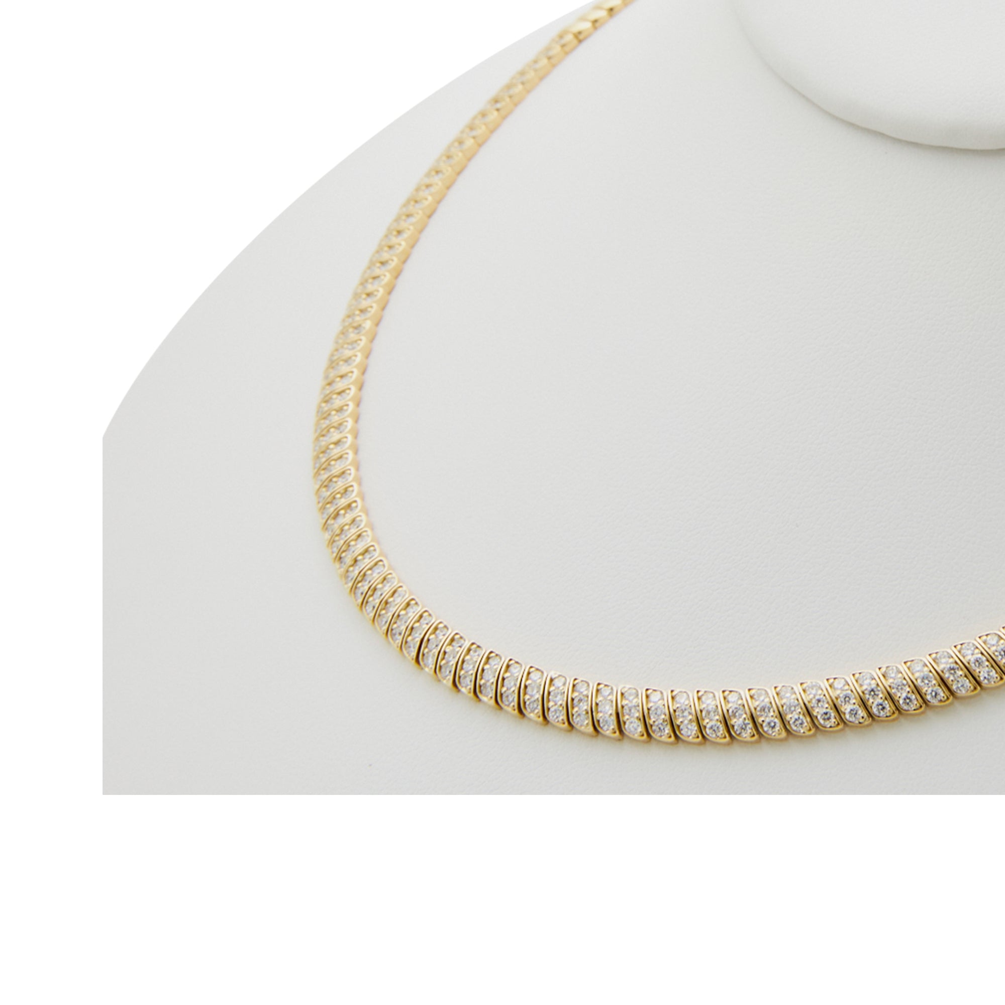 The Diamond Collar from Jeuje Fine Jewelry on a white background